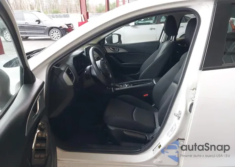 2018 Mazda Mazda3 Sport z USA, uszkodzony, nr VIN 3MZBN1U74JM196804